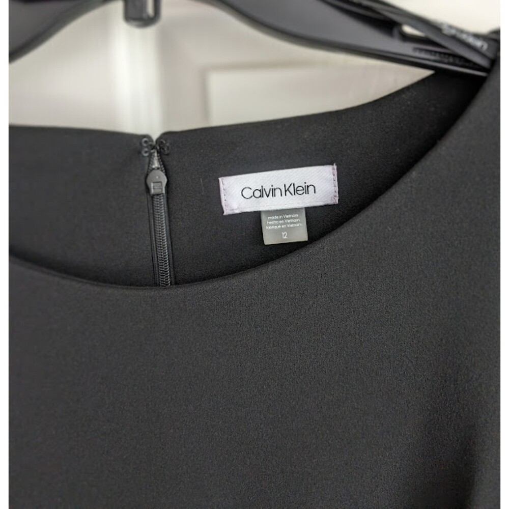 NWT Calvin Klein Imitation Pearl Trim Split Bell Sleeve Sheath Dress Size 12 - Picture 4 of 6